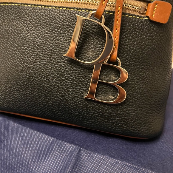 Dooney & Bourke Dome Satchel - Picture 4 of 13